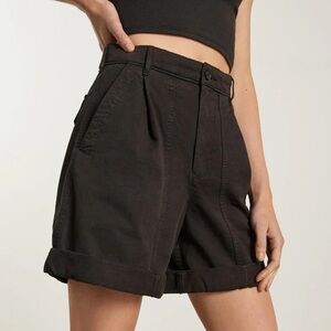 Everlane The Tourist Short Black